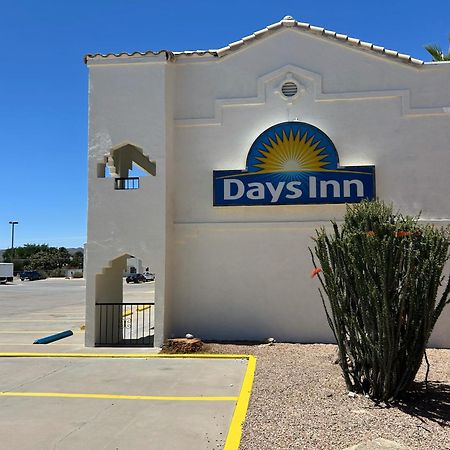 Days Inn By Wyndham Kingman West Eksteriør billede